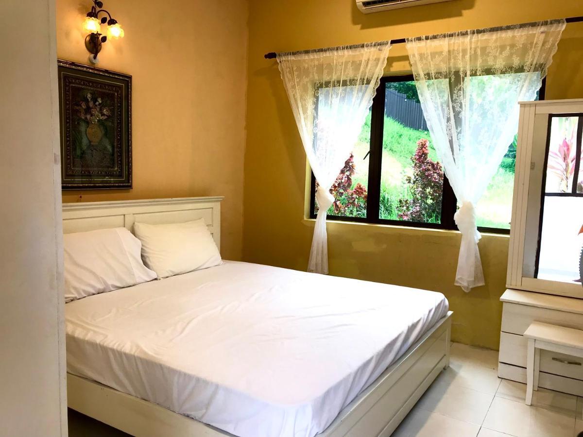 Khemah mewah Eco Beverly Hills